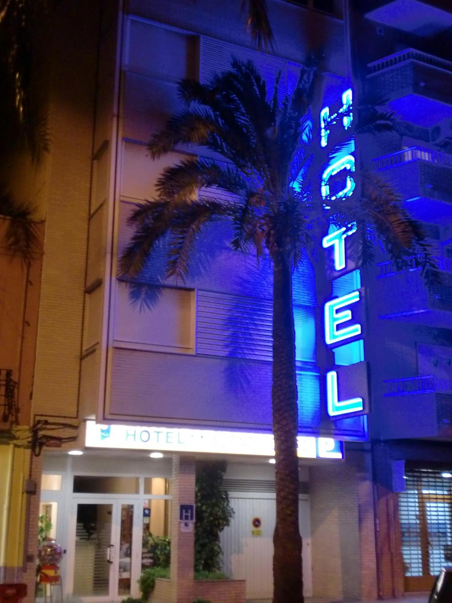 Hotel El Pinche de Oro à Benicarló Extérieur photo